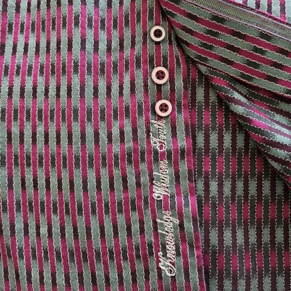 Robert Graham Button Up Shirt - Picture 5 of 11